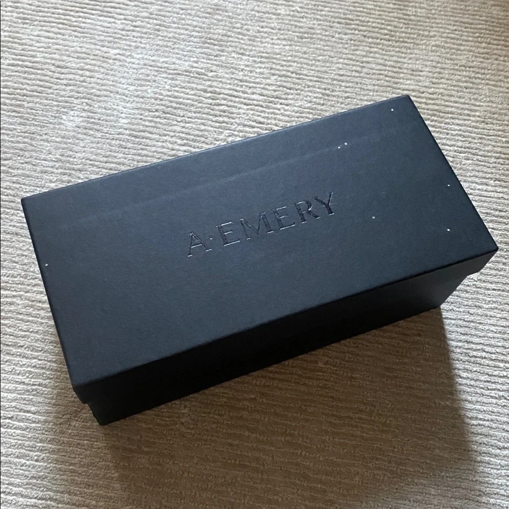 A.Emery Finch Sandal Flip Flop Wrap Deep Tan Leather Size 41/11 NWT - Picture 6 of 12